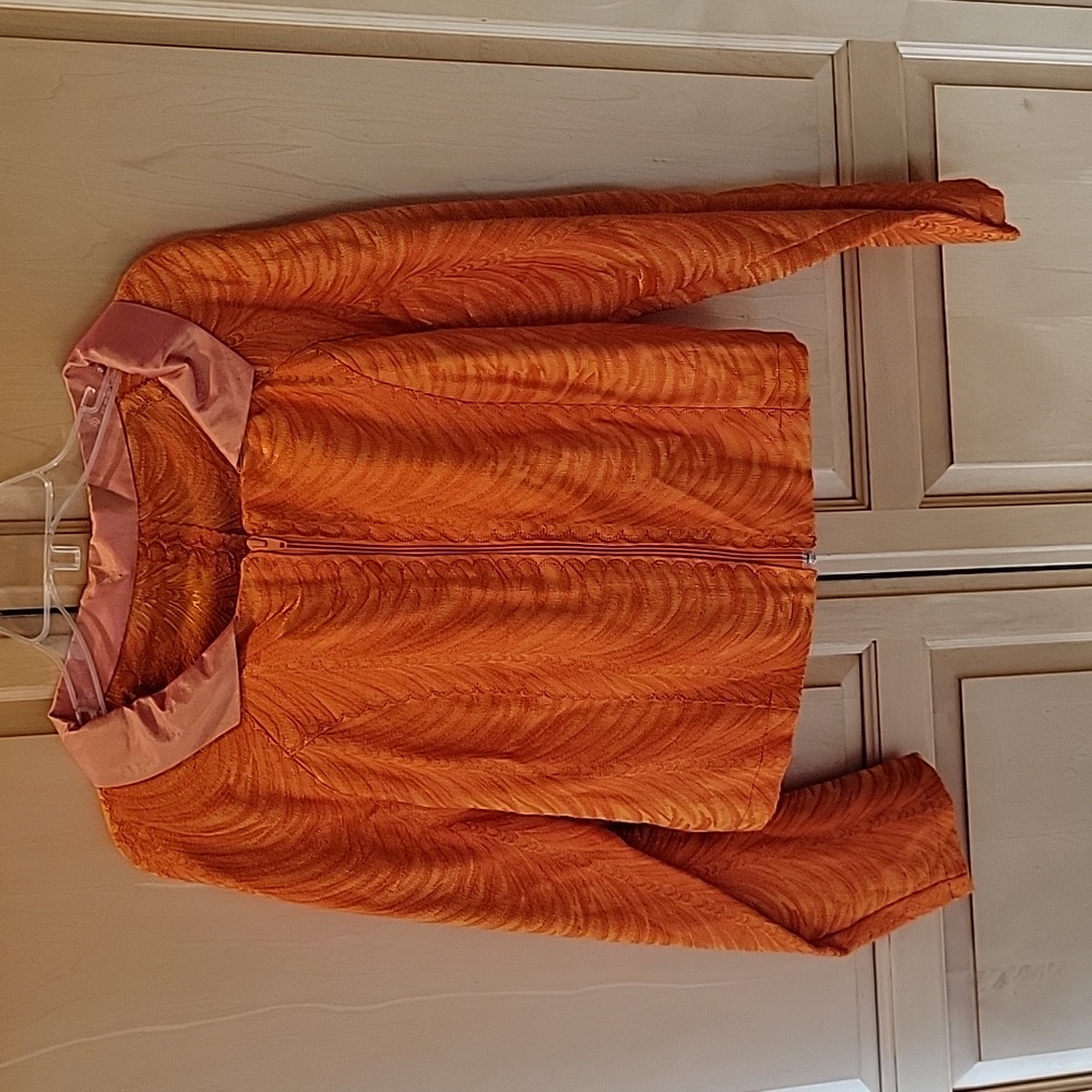 Custom made cropped jacquard jacket